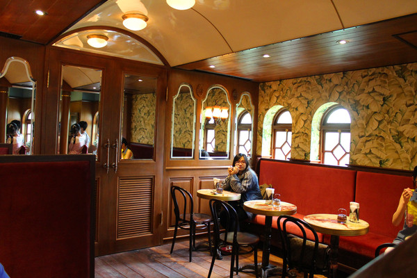 Hibari：[台南]隱密巷內的華麗日式建築 Hibari