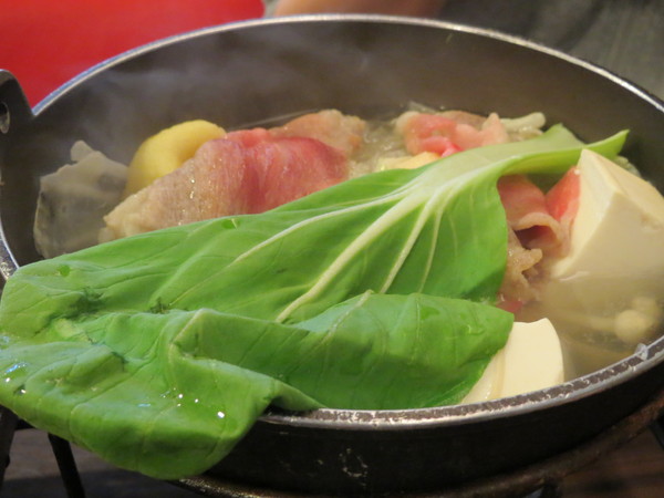 九龍台食鐵板鍋(士林店):鐵板料理加火鍋綜合新吃法的"九龍台食鐵板鍋"食記
