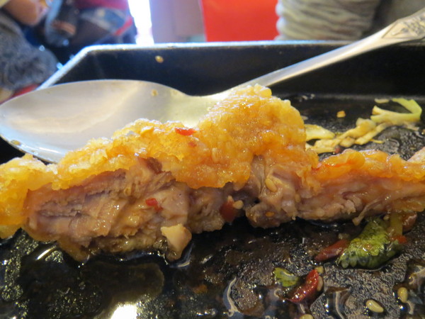 九龍台食鐵板鍋(士林店):鐵板料理加火鍋綜合新吃法的"九龍台食鐵板鍋"食記