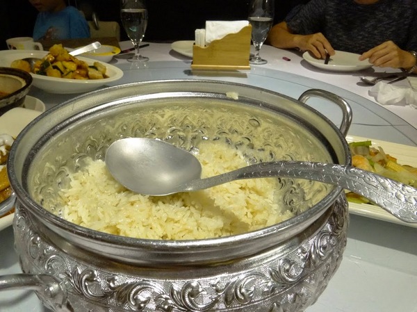 馬六甲馬來西亞風味餐廳(新竹竹北店):【口碑劵】終於吃到錯過又錯過的馬來西亞菜,推薦咖哩雞海南雞-馬六甲馬來西亞風味餐廳