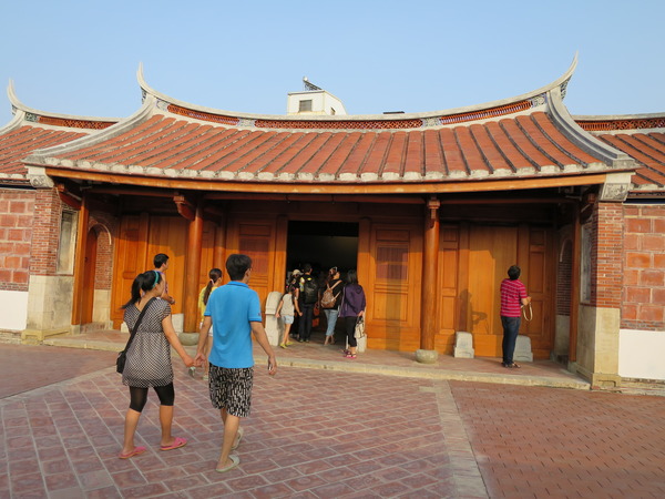 鳳儀書院：文化公車遊趣(十七)~鳳儀書院2  ..同學，上課囉!!