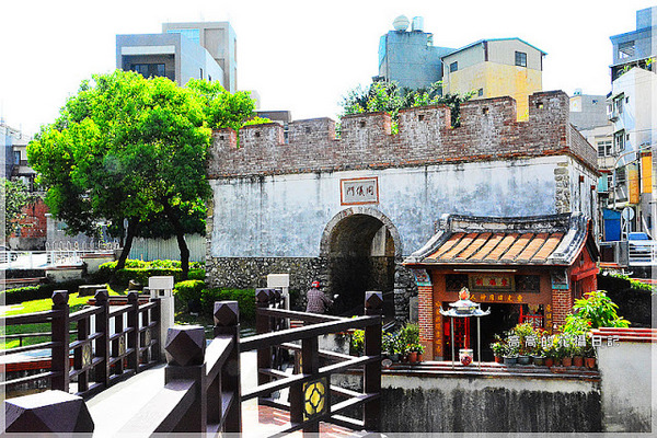 鳳山縣城東便門:【高雄】鳳山區。東便門 東福橋 東福祠