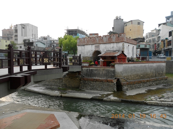 鳳山縣城東便門：文化公車遊趣(十四)~鳳邑巡禮之東便門篇