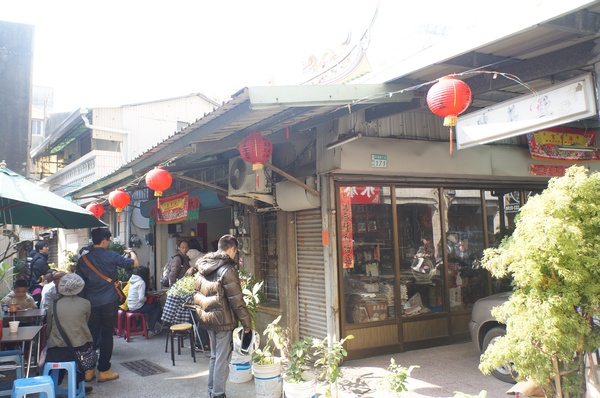 亞義號旁的無名早餐：[2015台南行]中西區民權路無名早餐店~食尚玩家推薦肉蛋吐司