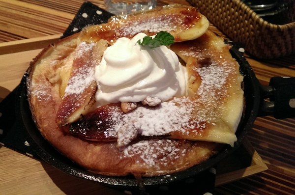 Café Café(原樂子咖啡):《台北》Café Café│鐵鍋煎餅寶貝 像麵包布丁一樣Q軟@市政府站