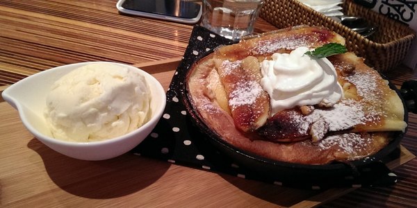 Café Café(原樂子咖啡):《台北》Café Café│鐵鍋煎餅寶貝 像麵包布丁一樣Q軟@市政府站