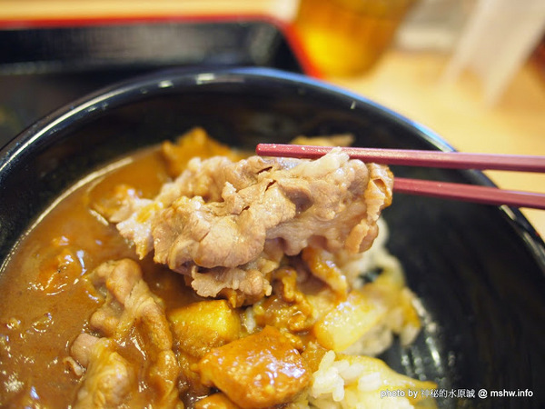 すき家SUKIYA(古亭店):【食記】台北Sukiya すき屋 食其家 牛丼咖哩速食專賣店@中正捷運MRT古亭 : 接近日本的口味, 咖哩牛肉與可樂餅都有到位!