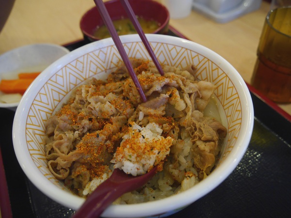 すき家SUKIYA(古亭店):【橘子雞排】南門市場捷運站-SUKIYA すき家 日本來台的牛丼專賣