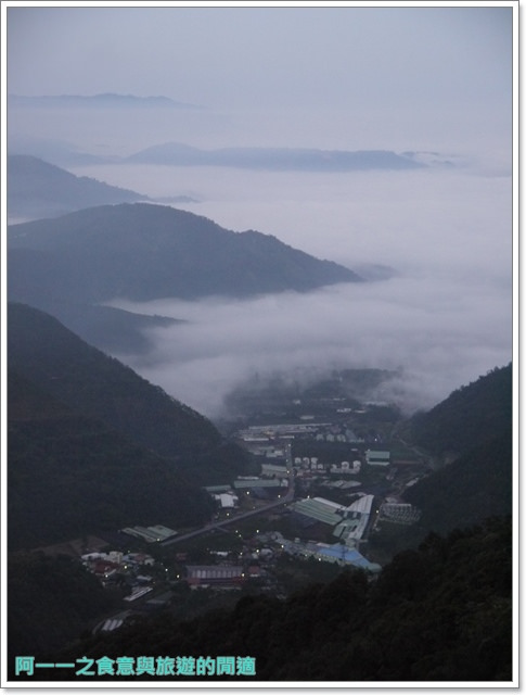 武界曲冰:南投武界部落 茶園雲海日出&鐘乳石~探尋秘境