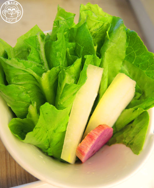百草三味:呷飽祙【台北中山・百草三味鍋物】一次吃進十餘種契作有機葉菜