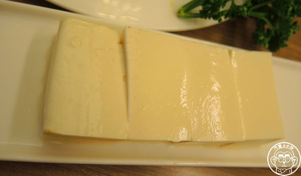 百草三味:呷飽祙【台北中山・百草三味鍋物】一次吃進十餘種契作有機葉菜