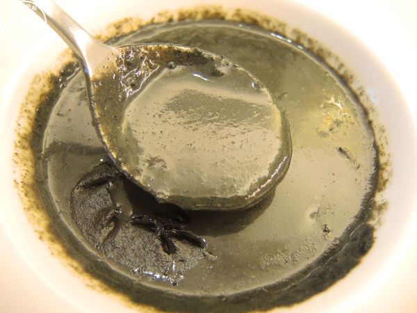 百草三味:呷飽祙【台北中山・百草三味鍋物】一次吃進十餘種契作有機葉菜