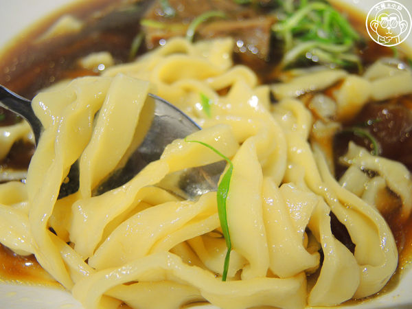 品川蘭:呷飽祙【台北大安・品川蘭】頂級肋眼牛排麵