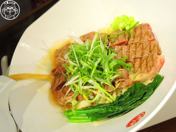 品川蘭:呷飽祙【台北大安・品川蘭】頂級肋眼牛排麵