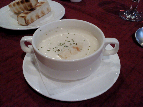 La Vaca黑牛阿根廷烤肉餐酒館：LA  VACA阿根廷烤肉餐廳2-同盟二路81號(愛河之心旁)