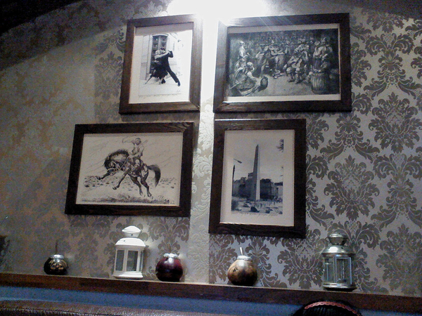 La Vaca黑牛阿根廷烤肉餐酒館:LA VACA阿根廷烤肉餐廳-同盟二路81號(愛河之心旁)