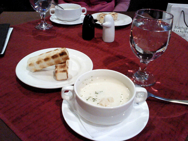 La Vaca黑牛阿根廷烤肉餐酒館：LA  VACA阿根廷烤肉餐廳2-同盟二路81號(愛河之心旁)