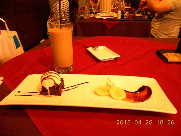 La Vaca黑牛阿根廷烤肉餐酒館:LA VACA阿根廷烤肉餐廳-同盟二路81號(愛河之心旁)