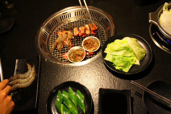 逐鹿炭火燒肉：[台南]燒肉吃到飽 很紅的逐鹿燒肉