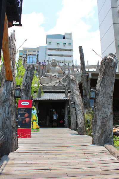 逐鹿炭火燒肉：[台南]燒肉吃到飽 很紅的逐鹿燒肉