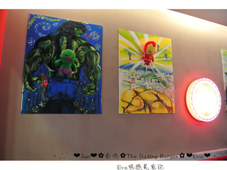 The Dating Burger 美式餐廳(羅東超人店):【食記】oO。宜蘭 羅東 The Dating Burger 特別又好吃的波蘿小漢堡,大家趕快來吃嚐鮮喲~。o○。