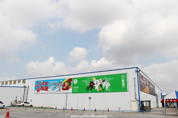 LINE互動樂園展(台中場): LINE FRIENDS 互動樂園(台中)❤好可愛好好拍~103.07.09