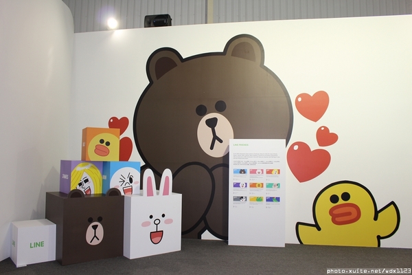 LINE互動樂園展(台中場): LINE FRIENDS 互動樂園(台中)❤好可愛好好拍~103.07.09