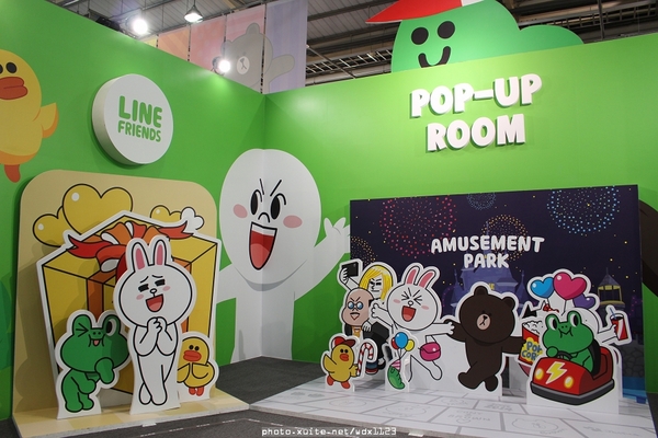 LINE互動樂園展(台中場): LINE FRIENDS 互動樂園(台中)❤好可愛好好拍~103.07.09