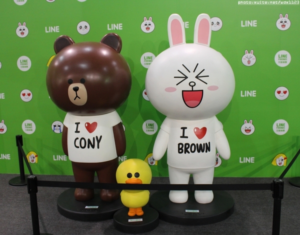 LINE互動樂園展(台中場): LINE FRIENDS 互動樂園(台中)❤好可愛好好拍~103.07.09