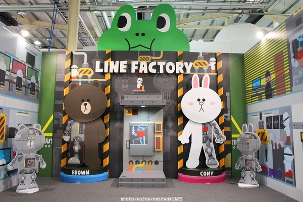 LINE互動樂園展(台中場): LINE FRIENDS 互動樂園(台中)❤好可愛好好拍~103.07.09