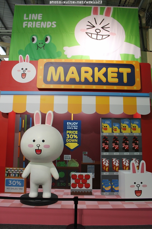 LINE互動樂園展(台中場): LINE FRIENDS 互動樂園(台中)❤好可愛好好拍~103.07.09