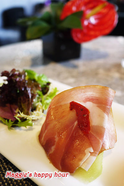 Patio No.3 Italian Bistros 義式餐廳:【Patio No.3 Italian Bistro義式餐廳】美國Prime熟成牛排。捷運世貿/TPE101