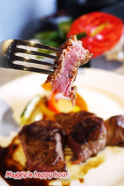 Patio No.3 Italian Bistros 義式餐廳:【Patio No.3 Italian Bistro義式餐廳】美國Prime熟成牛排。捷運世貿/TPE101