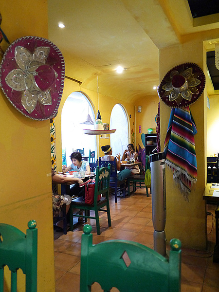 AMIGO米格墨西哥飲食文化(光復店)：好吃到讓我眉眼開笑的Amigo米格墨西哥飲食文化