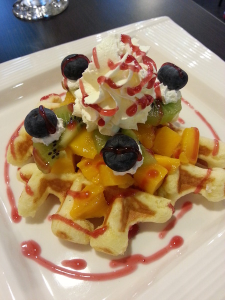 Poppy Waffle 比利時鬆餅(虎尾店)：[雲林][美食]Poppy Waffle~悠閒體驗輕食下午茶美味
