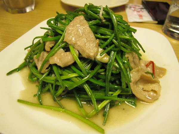 開飯川食堂(永和店)：(胖樺食記)新北永和比漾廣場連鎖餐廳：開飯川食堂。改良版眾多川菜選擇下飯誘人。