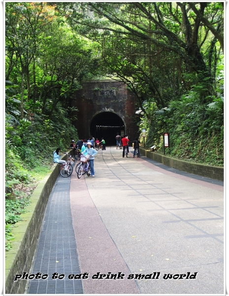 舊草嶺隧道：舊草嶺古道鐵馬行