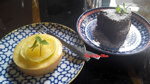 卡加米亞咖啡：【臺南Ω中西區】卡加米亞咖啡。在怎麼拍都很文青的老屋中享用美味早午餐與手作甜點