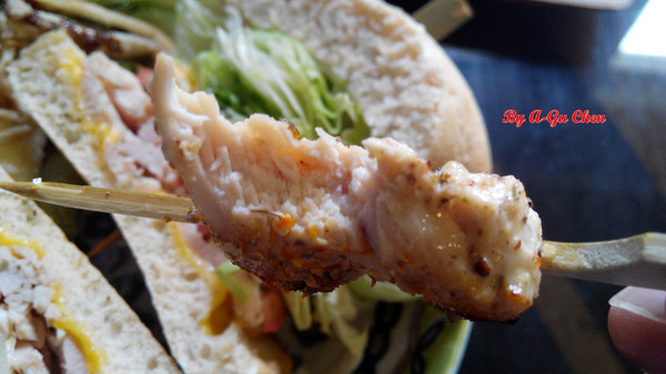 卡加米亞咖啡：【臺南Ω中西區】卡加米亞咖啡。在怎麼拍都很文青的老屋中享用美味早午餐與手作甜點