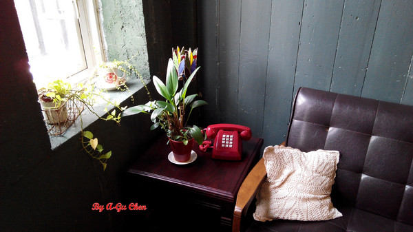 卡加米亞咖啡：【臺南Ω中西區】卡加米亞咖啡。在怎麼拍都很文青的老屋中享用美味早午餐與手作甜點