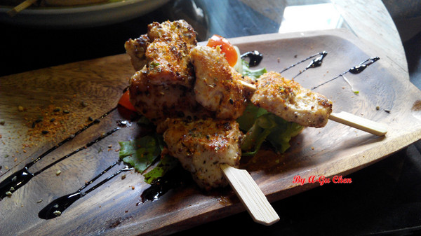 卡加米亞咖啡：【臺南Ω中西區】卡加米亞咖啡。在怎麼拍都很文青的老屋中享用美味早午餐與手作甜點