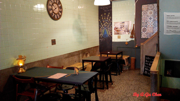 卡加米亞咖啡：【臺南Ω中西區】卡加米亞咖啡。在怎麼拍都很文青的老屋中享用美味早午餐與手作甜點