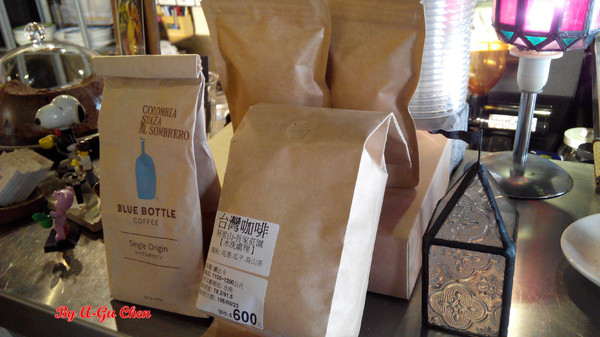 卡加米亞咖啡：【臺南Ω中西區】卡加米亞咖啡。在怎麼拍都很文青的老屋中享用美味早午餐與手作甜點