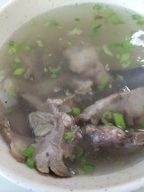 戴記福建涼麵：[夏日涼麵特輯]PART1炎炎夏日除了吃冰.玩水消暑~中午大熱天食慾不振的時候,最適合吃涼麵了！