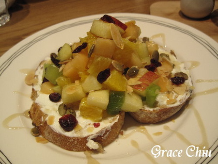 Kaya Kaya Café：Kaya Kaya Café （台北東區）