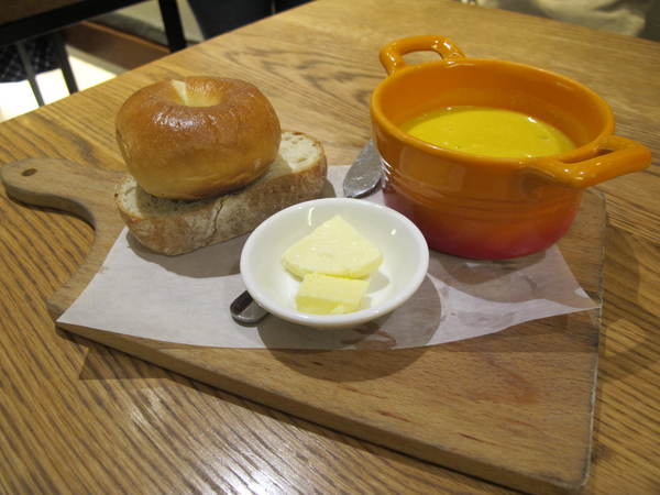 Kaya Kaya Café:(胖樺食記)東區素食咖啡廳Kaya Kaya Cafe。健康獨特的美味餐點營養滿分。