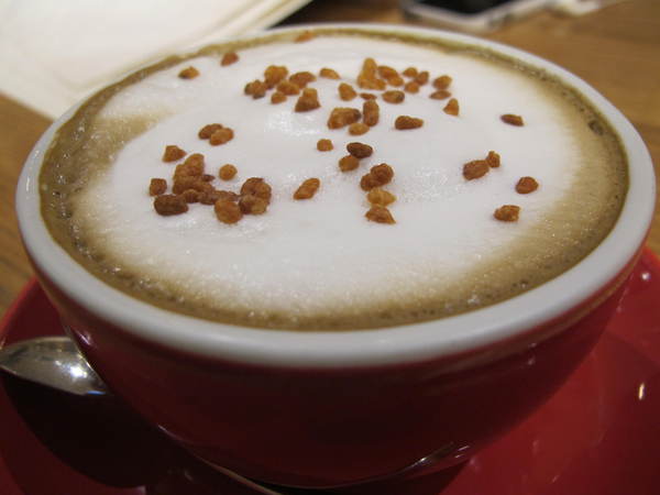 Kaya Kaya Café:(胖樺食記)東區素食咖啡廳Kaya Kaya Cafe。健康獨特的美味餐點營養滿分。