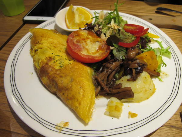 Kaya Kaya Café:(胖樺食記)東區素食咖啡廳Kaya Kaya Cafe。健康獨特的美味餐點營養滿分。