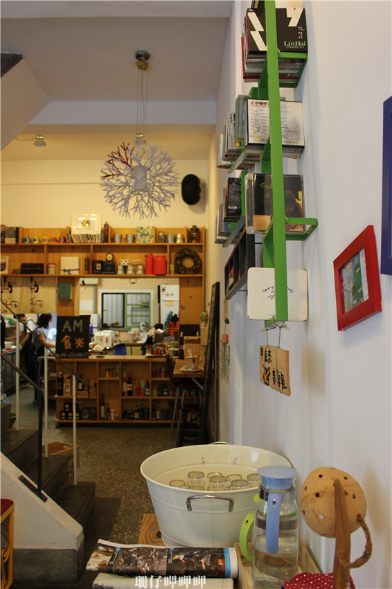 海賊王彩繪牆壁： 台中動漫彩繪巷✪海賊王＆AM食光~103.07.27＆08.02