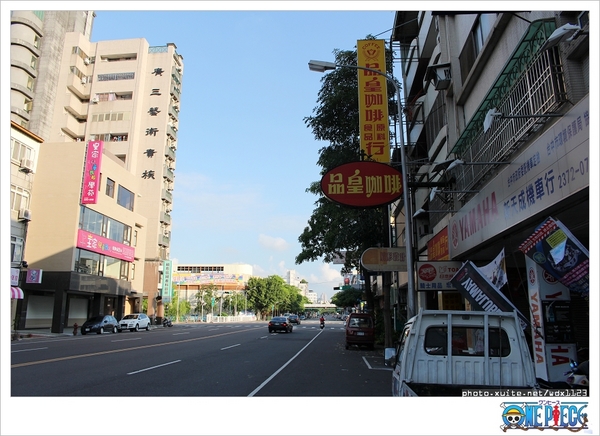 海賊王彩繪牆壁： 台中動漫彩繪巷✪海賊王＆AM食光~103.07.27＆08.02